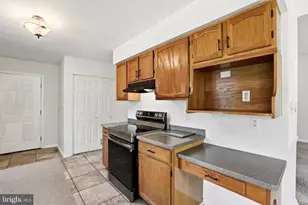 408 Masters Dr, Cross Junction, VA 22625 - Photo 13