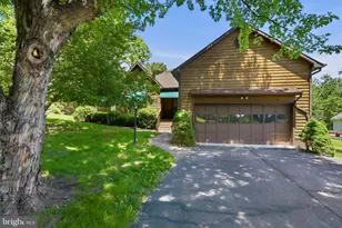 408 Masters Dr, Cross Junction, VA 22625 - Photo 1