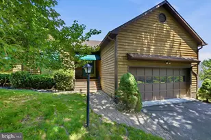 408 Masters Dr, Cross Junction, VA 22625 - Photo 3