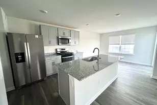 141 Charing Cross Dr, Stephens City, VA 22655 - Photo 3