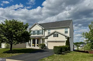 105 Collington Ct, Stephens City, VA 22655 - Photo 1