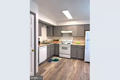 426 Ridgefield Avenue, Stephens City, VA 22655 - Photo 5