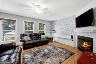 102 Clevenger Ct, Winchester, VA 22601 - Photo 9