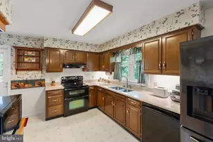 201 Woodridge Ln, Winchester, VA 22603 - Photo 13