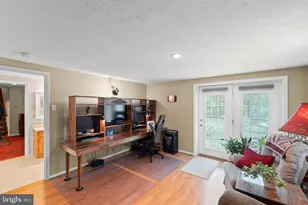 201 Woodridge Ln, Winchester, VA 22603 - Photo 35