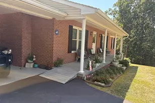 201 Woodridge Ln, Winchester, VA 22603 - Photo 7
