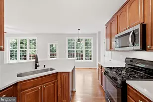 1257 Lakeview Dr, Cross Junction, VA 22625 - Photo 11