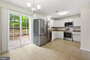 206 Ash Hollow Dr, Winchester, VA 22602 - Photo 5