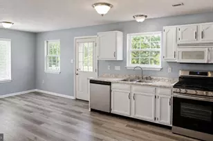 501 Emily Ln, Winchester, VA 22602 - Photo 5