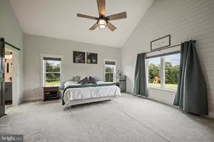 886 Middle Fork Rd, Cross Junction, VA 22625 - Photo 19