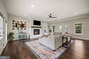 886 Middle Fork Rd, Cross Junction, VA 22625 - Photo 3