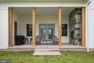 886 Middle Fork Rd, Cross Junction, VA 22625 - Photo 49