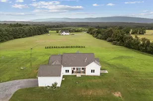 886 Middle Fork Rd, Cross Junction, VA 22625 - Photo 65