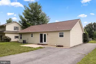 103 Elaine Dr, Winchester, VA 22602 - Photo 17
