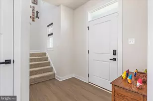 207 Decatur, Stephens City, VA 22655 - Photo 3