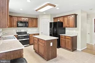 211 Flanagan Dr, Winchester, VA 22602 - Photo 17