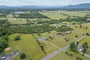 461 Veterans Rd, Middletown, VA 22645 - Photo 39