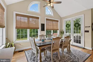 356 Chimney Cir, Middletown, VA 22645 - Photo 11