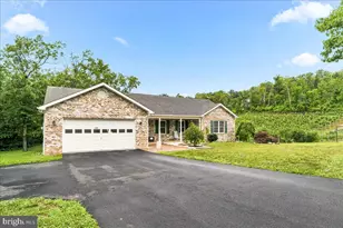 1309 Redland Rd, Cross Junction, VA 22625 - Photo 3