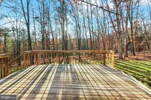 1232 Lakeview Dr, Cross Junction, VA 22625 - Photo 23