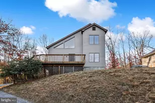1232 Lakeview Dr, Cross Junction, VA 22625 - Photo 1