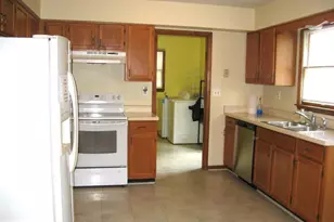 104 Covington Ln, Winchester, VA 22601 - Photo 3