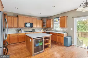 135 Blackburns Ford Dr, Stephens City, VA 22655 - Photo 7