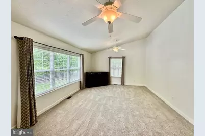 700 S Lakeview Drive, Cross Junction, VA 22625 - Photo 15