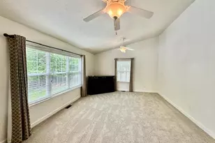 700 S Lakeview Dr, Cross Junction, VA 22625 - Photo 15