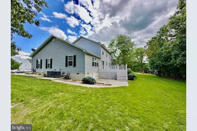 700 S Lakeview Drive, Cross Junction, VA 22625 - Photo 5