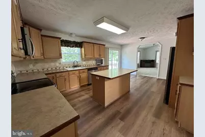 700 S Lakeview Drive, Cross Junction, VA 22625 - Photo 13