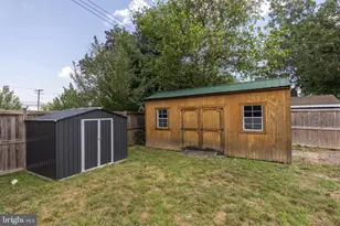 143 E Dowell J Circle E, Winchester, VA 22602 - Photo 15