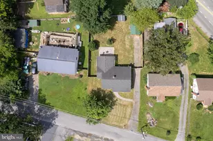 143 E Dowell J Circle E, Winchester, VA 22602 - Photo 17