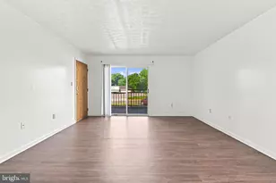 820 Locust St, Stephens City, VA 22655 - Photo 1