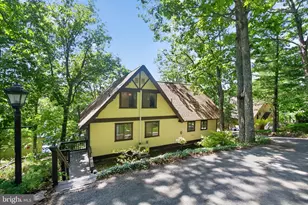 233 Sunset Cir, Cross Junction, VA 22625 - Photo 9
