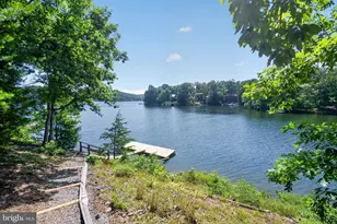 233 Sunset Cir, Cross Junction, VA 22625 - Photo 3