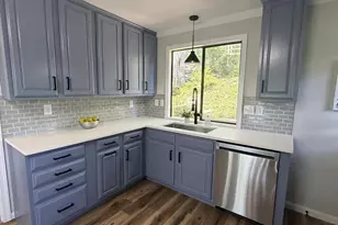233 Sunset Cir, Cross Junction, VA 22625 - Photo 15