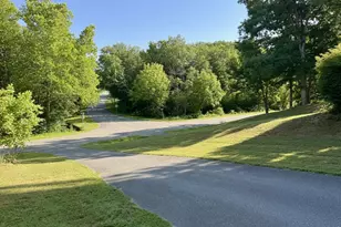 219 Lakeside Dr, Stephens City, VA 22655 - Photo 3