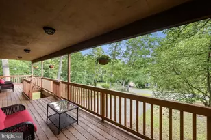 150 Lake Holiday Rd, Cross Junction, VA 22625 - Photo 11