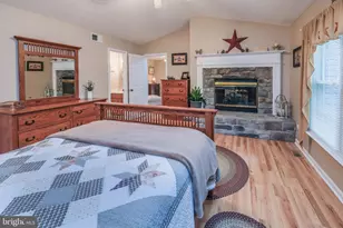 228 Fairway Cir, Cross Junction, VA 22625 - Photo 15