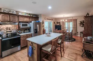 228 Fairway Cir, Cross Junction, VA 22625 - Photo 19