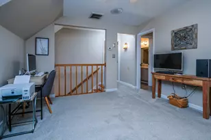 228 Fairway Cir, Cross Junction, VA 22625 - Photo 25
