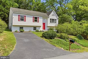 300 Pembridge Dr, Winchester, VA 22602 - Photo 1