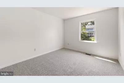 300 Pembridge Drive, Winchester, VA 22602 - Photo 21
