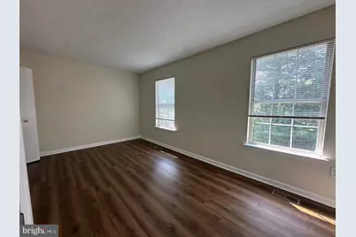 327 Georgetowne Court, Stephens City, VA 22655 - Photo 9