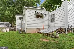 849 Redland Rd, Cross Junction, VA 22625 - Photo 33