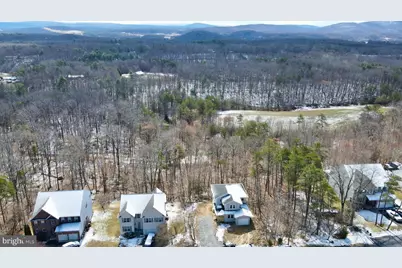 607 S Lakeview Drive, Cross Junction, VA 22625 - Photo 65