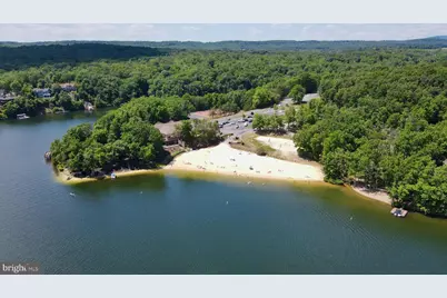 607 S Lakeview Drive, Cross Junction, VA 22625 - Photo 53
