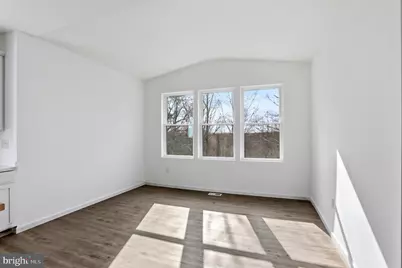 607 S Lakeview Drive, Cross Junction, VA 22625 - Photo 33