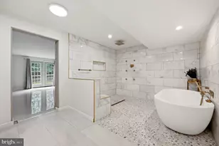210 Woods Dr, Cross Junction, VA 22625 - Photo 53